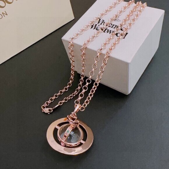 Vivienne Westwood Queen Saturn Necklace - Picture 6 of 6